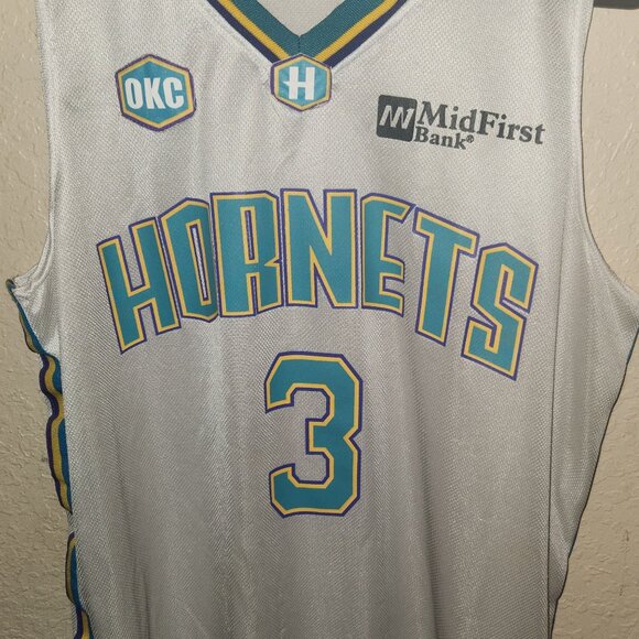 Chris Paul OKC Hornets RARE Youth Jersey Size XL - Picture 1 of 4